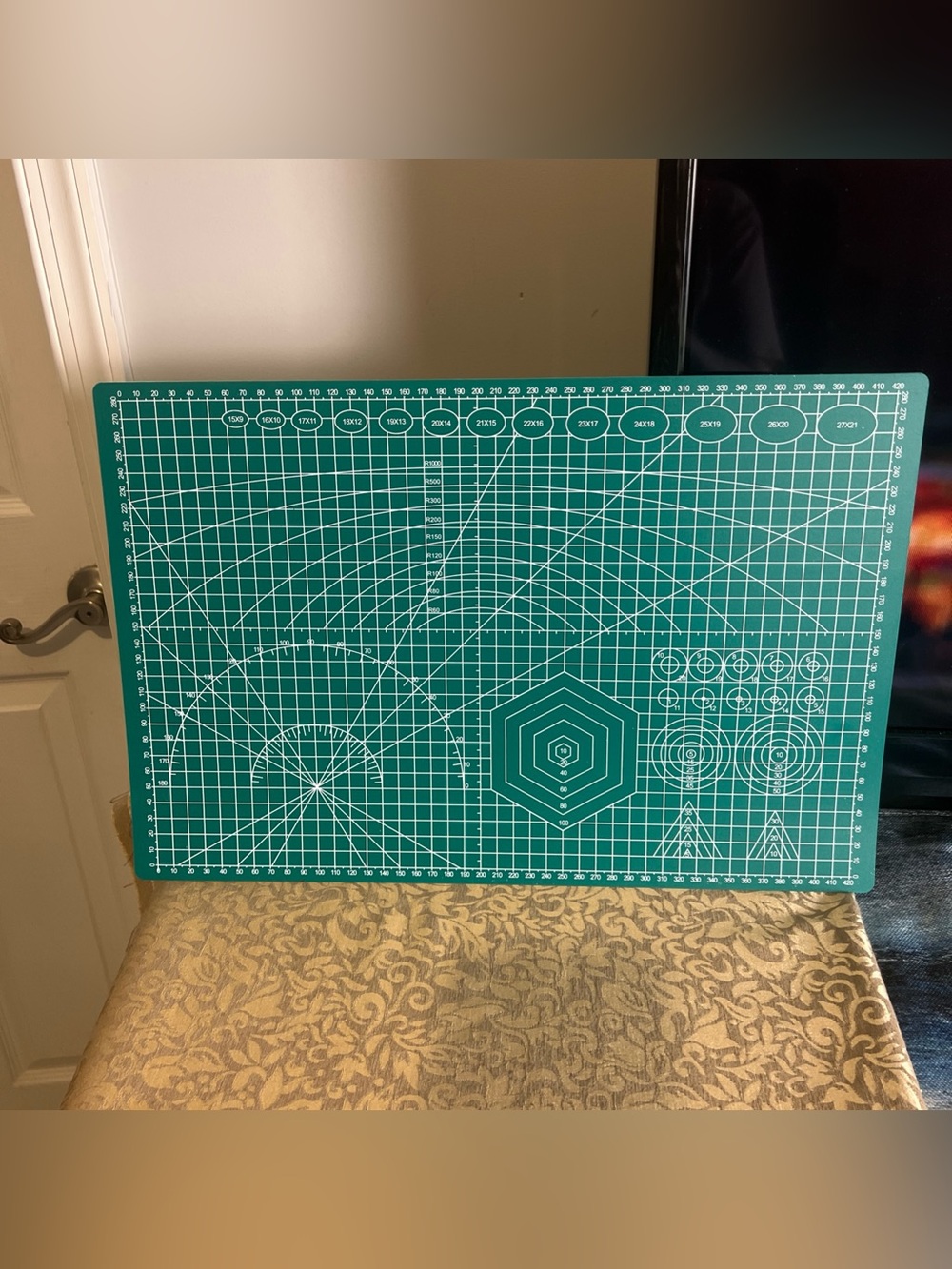 Gundam Model Builder's 12x18 A3 Cutting Mat for Models and Kits